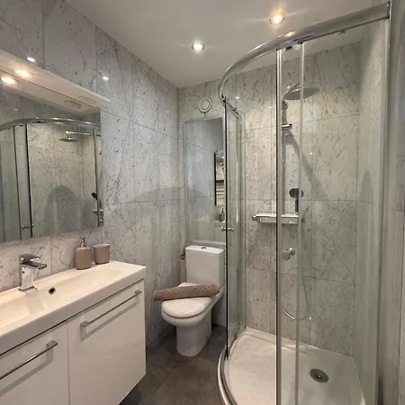 Apartman Beautiful Beachfront Cagnes-sur-Mer