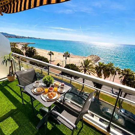 Lägenhet Beautiful Beachfront Cagnes-sur-Mer